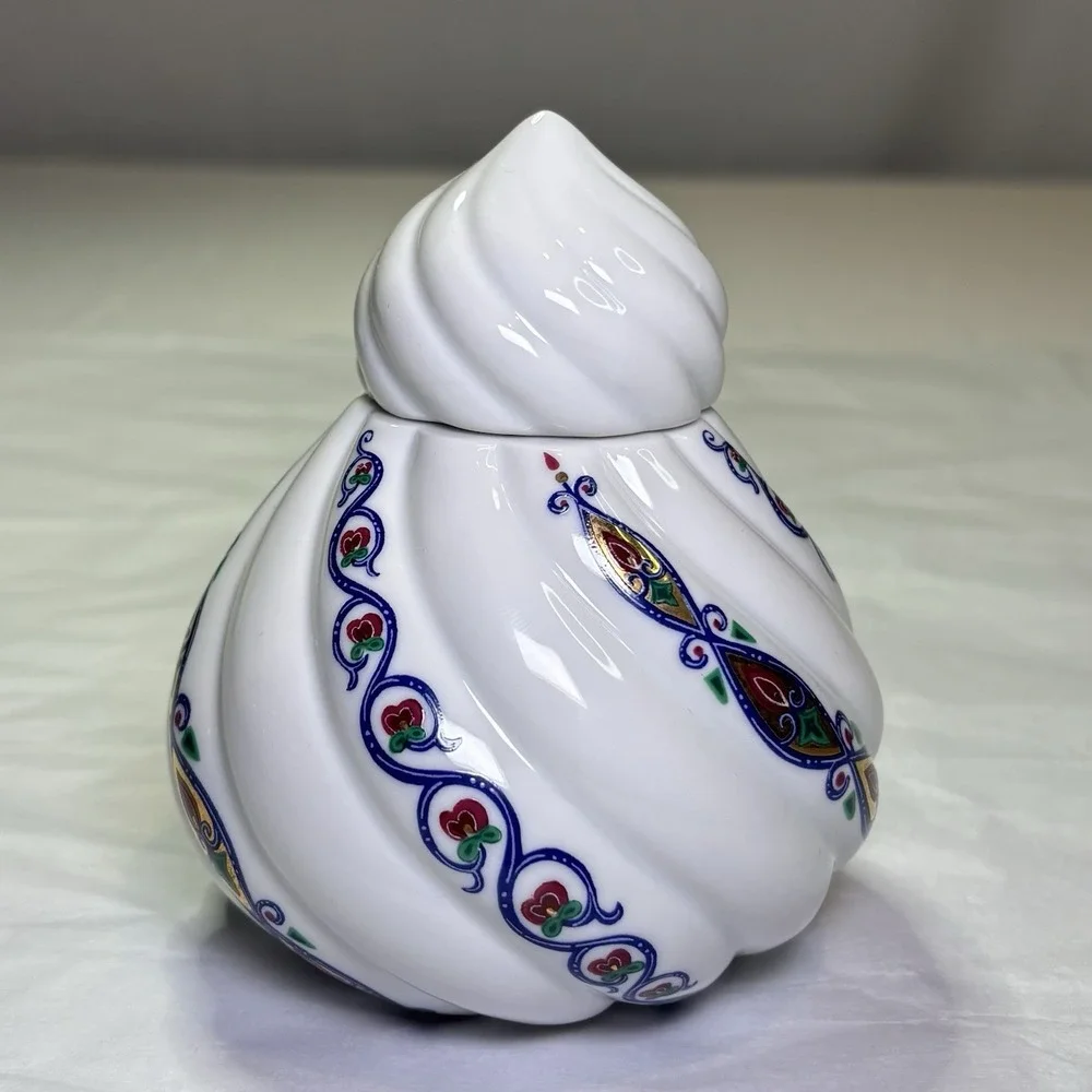 Vintage Elizabeth‎ Arden Byzantium Swirl Porcelain Vanity Jar Japan 1980s